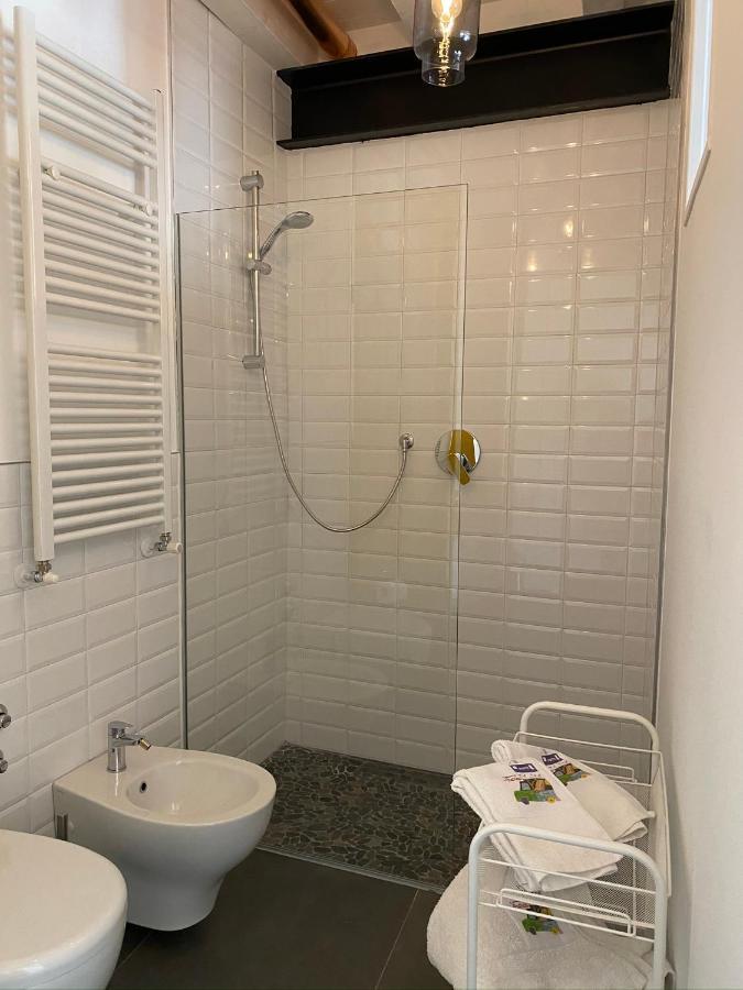 La Casa Di Andrea Apartment Gardone Riviera Bagian luar foto