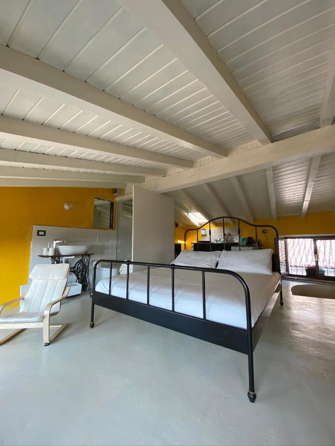 La Casa Di Andrea Apartment Gardone Riviera Bagian luar foto